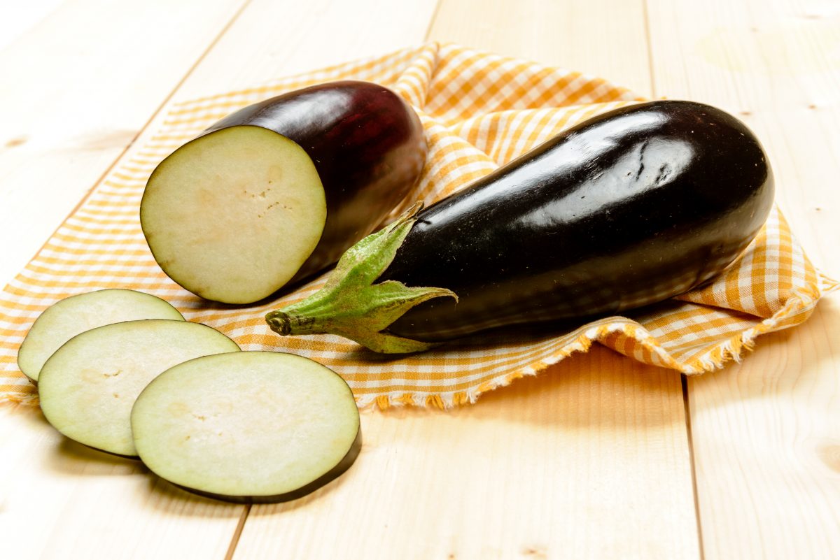 se le melanzane sono amarognole AdobeStock 150914451