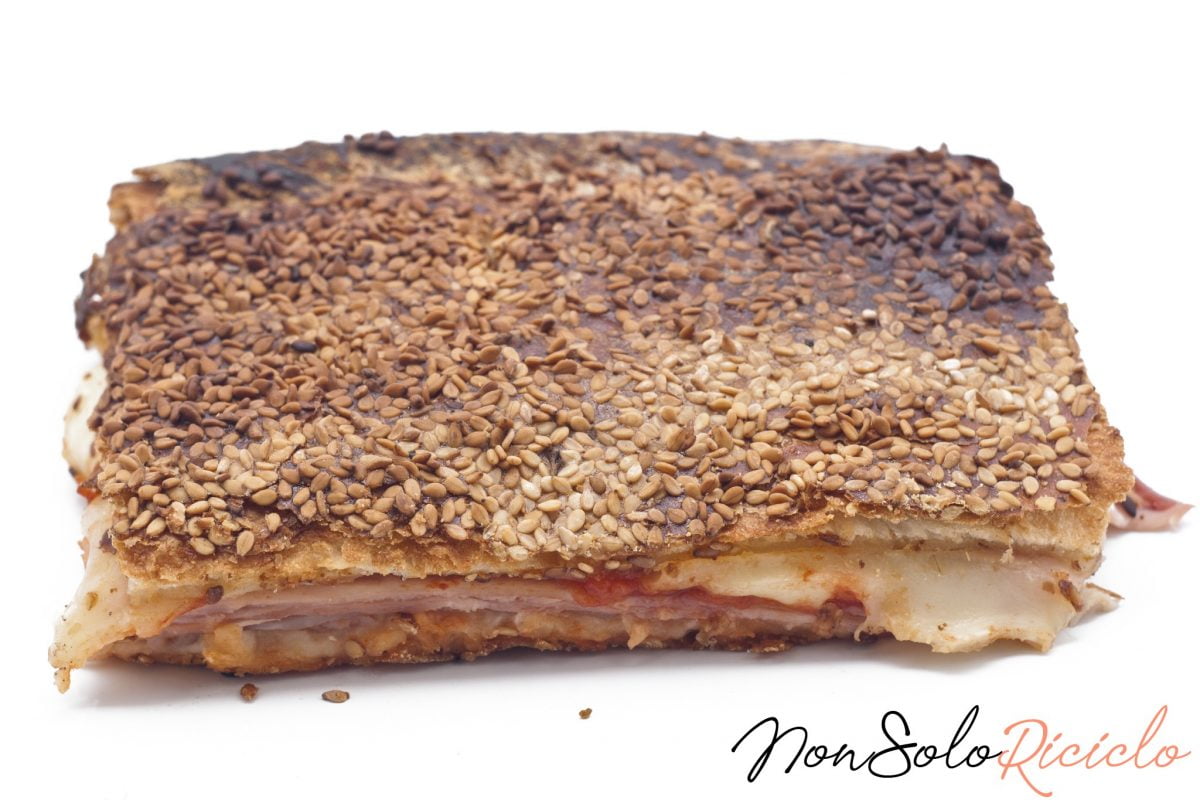 mattonella palermitana farcita con mozzarella 3