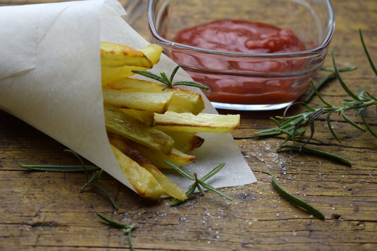 patatine fresche fritte light cotte AdobeStock 257172896