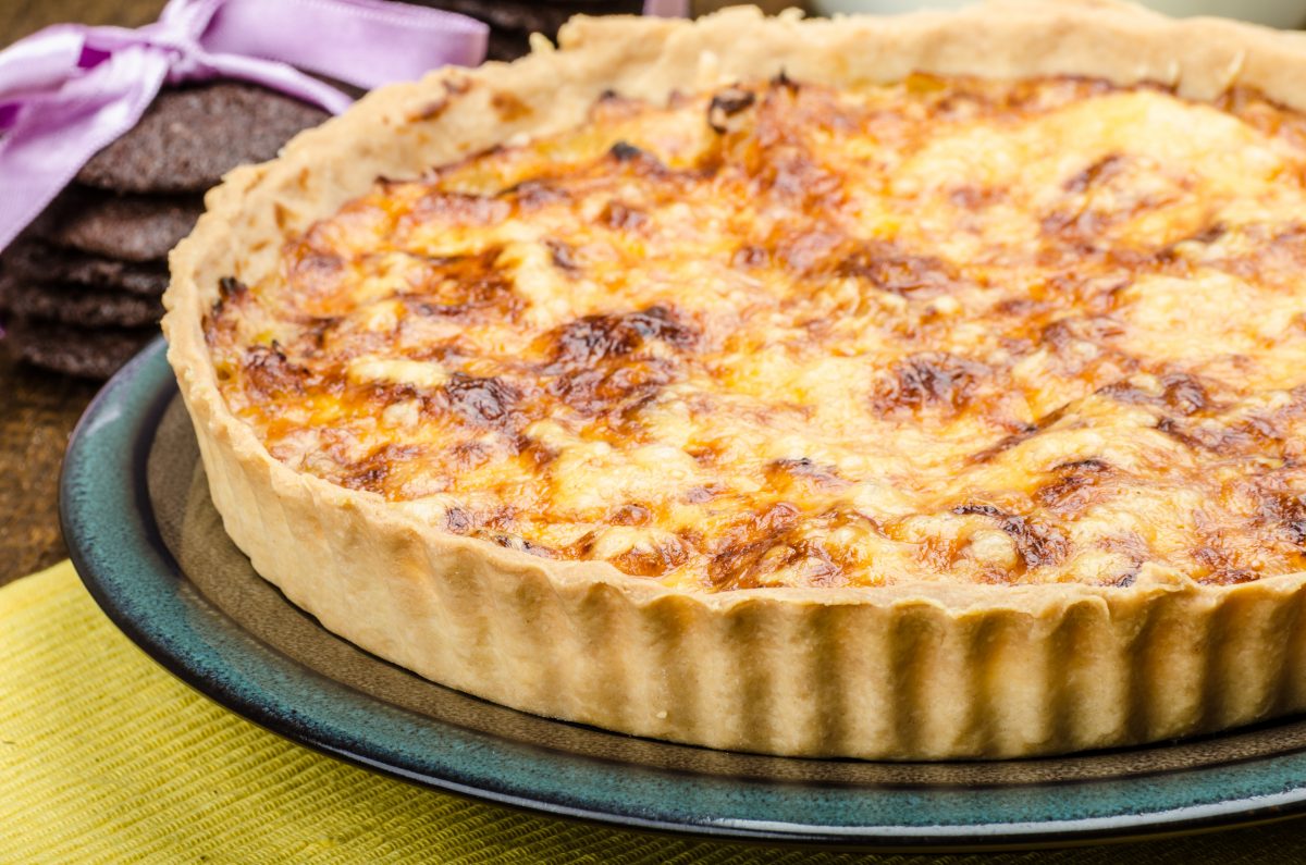 quadrotti acciughe e ricotta morbidi AdobeStock 75561771