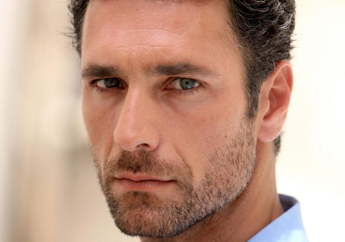 raoul bova vita privata biografia bova 1595865307819.jpg