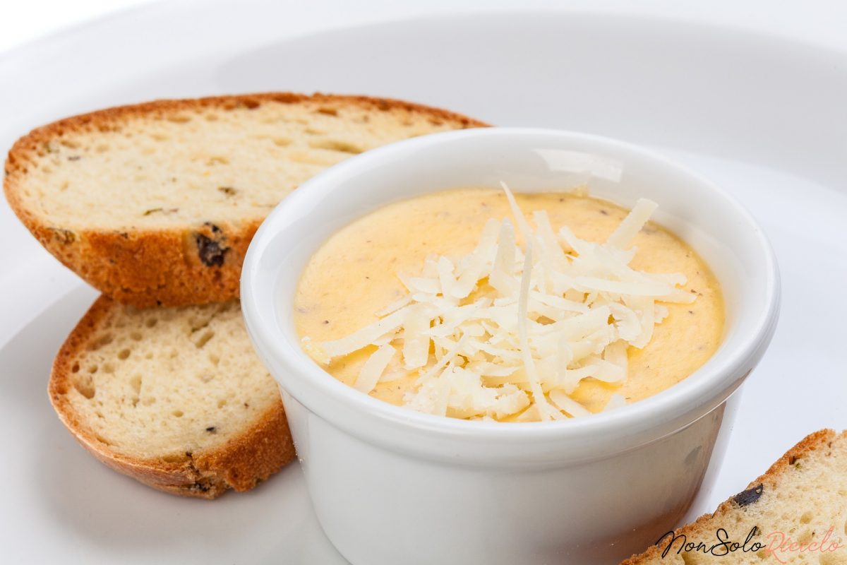 salsa di parmigiano un aperitivo 3