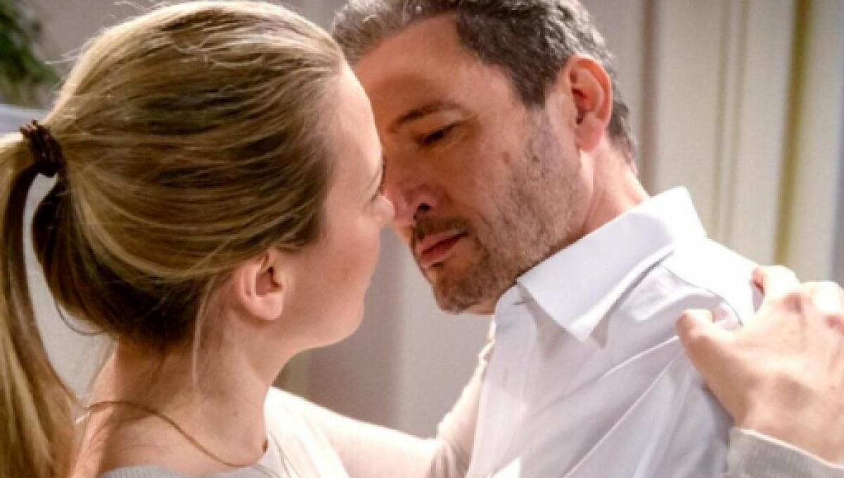 tempesta damore anticipazioni 26 agosto tempesta damore selina e christoph cedono alla passione 2634474