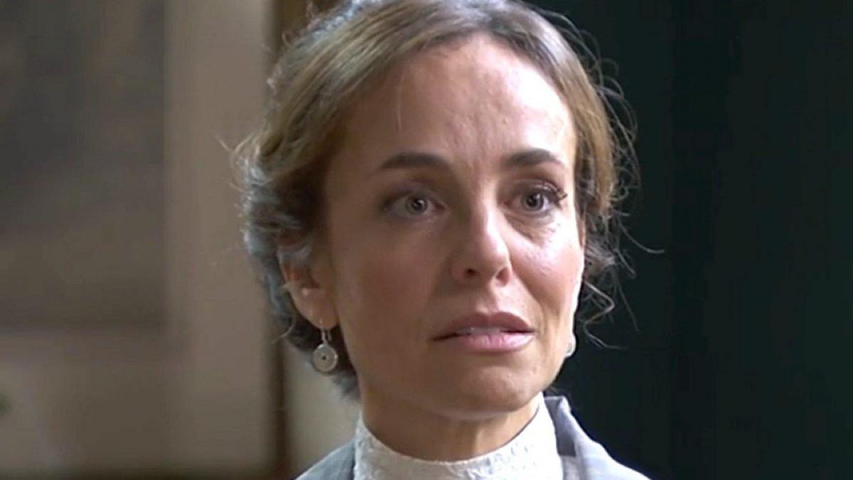 una vita anticipazioni 6 agosto Felicia corteggiata