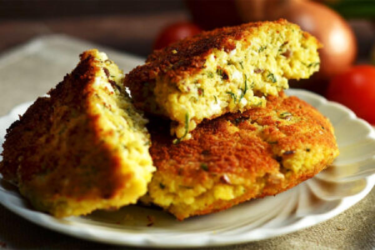 hamburger di cipolle zucchine e hamburger di verdure 450x300 1