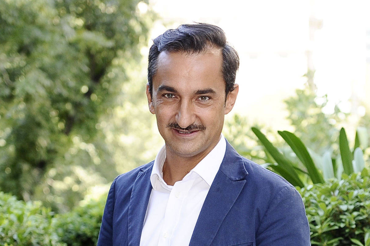 nicola favino vita privata biografia IM Nicola Savino 1200x800 1