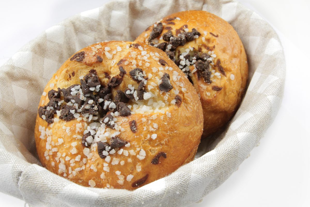 panini al latte con scaglie AdobeStock 124332091 1