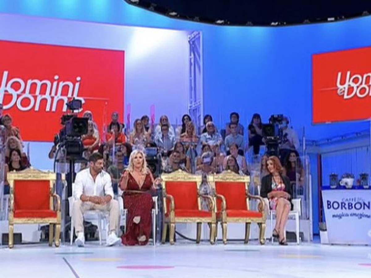 uomini e donne ex tronista 1610036694 uomini e donne