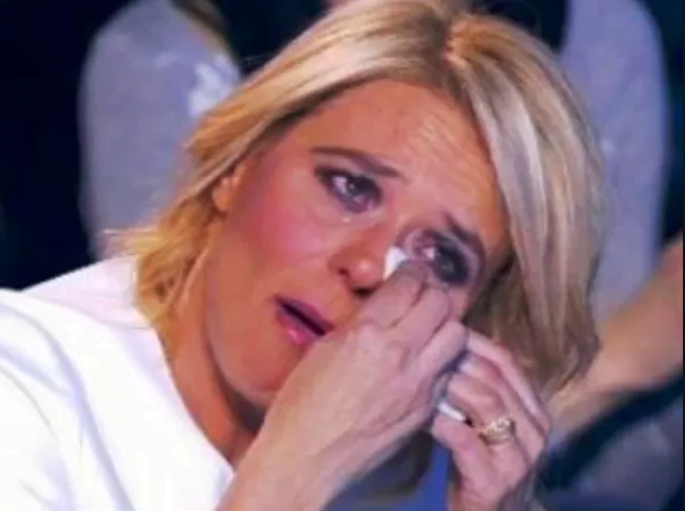 uomini e donne un ex Maria piange