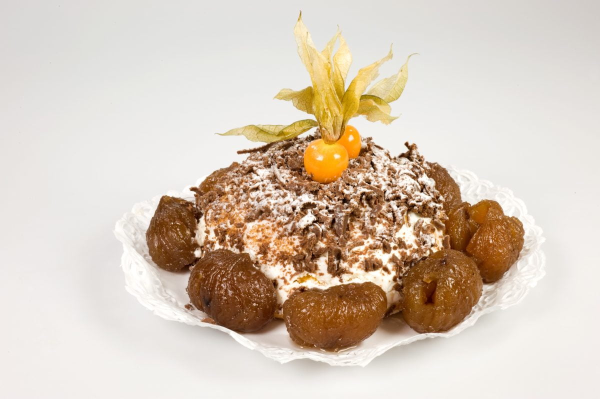 tiramisu di castagne e brandy AdobeStock 26504539