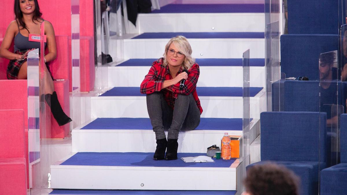 uomini e donne sospeso lunedi Uomini e Donne anticipazioni 1 novembre