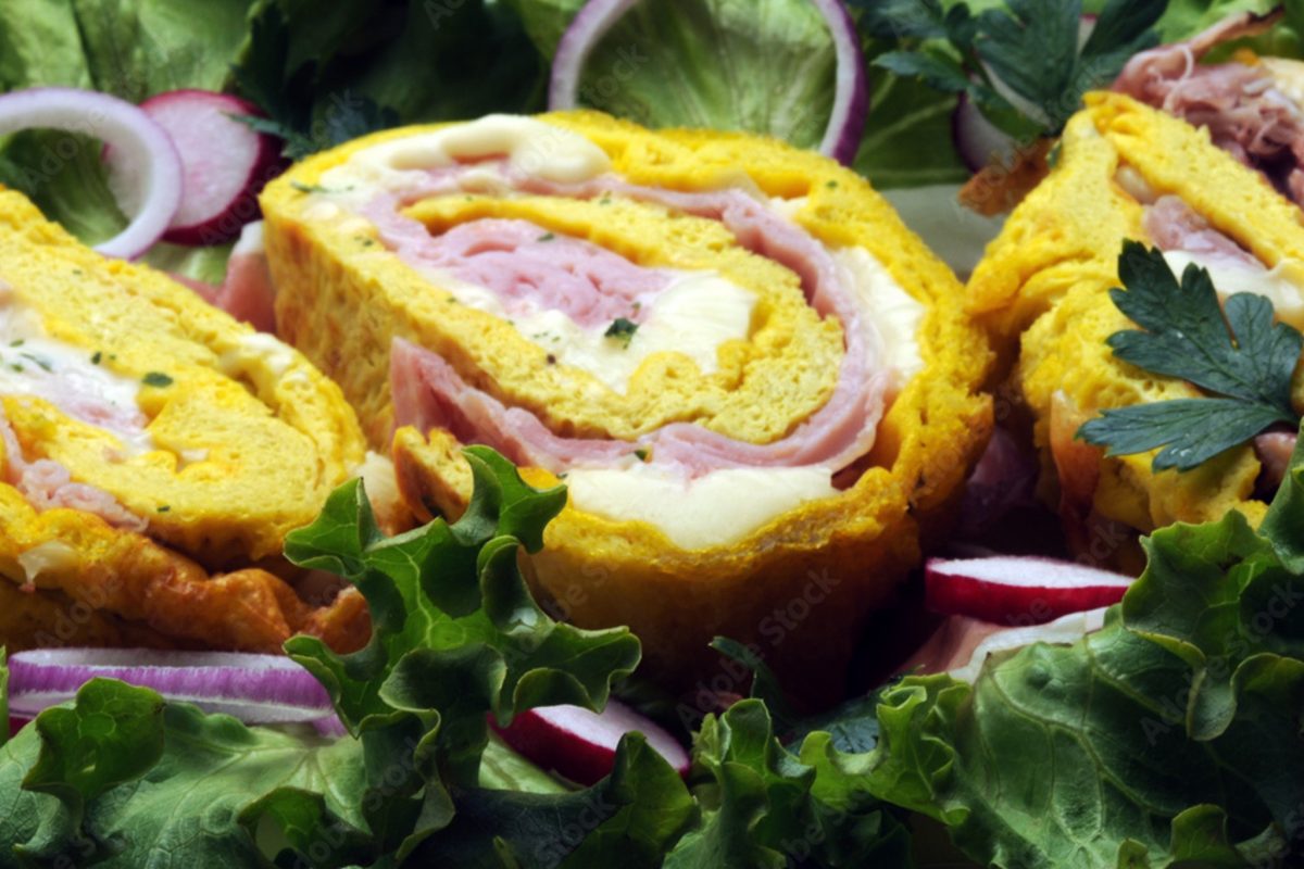 frittata arrotolata prosciutto e formaggio 4
