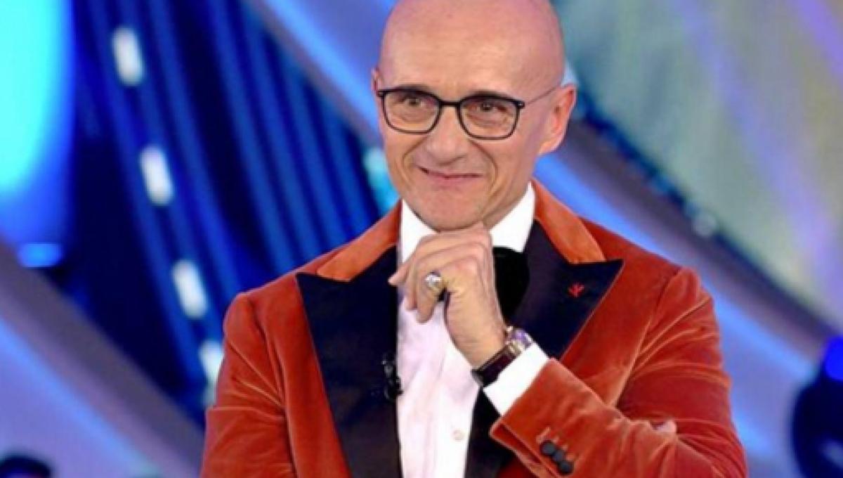 gf vip 6 i vip gf vip alfonso signorini bloccato in lombardia puntata dell11 marzo forse condotta da milano 2415159