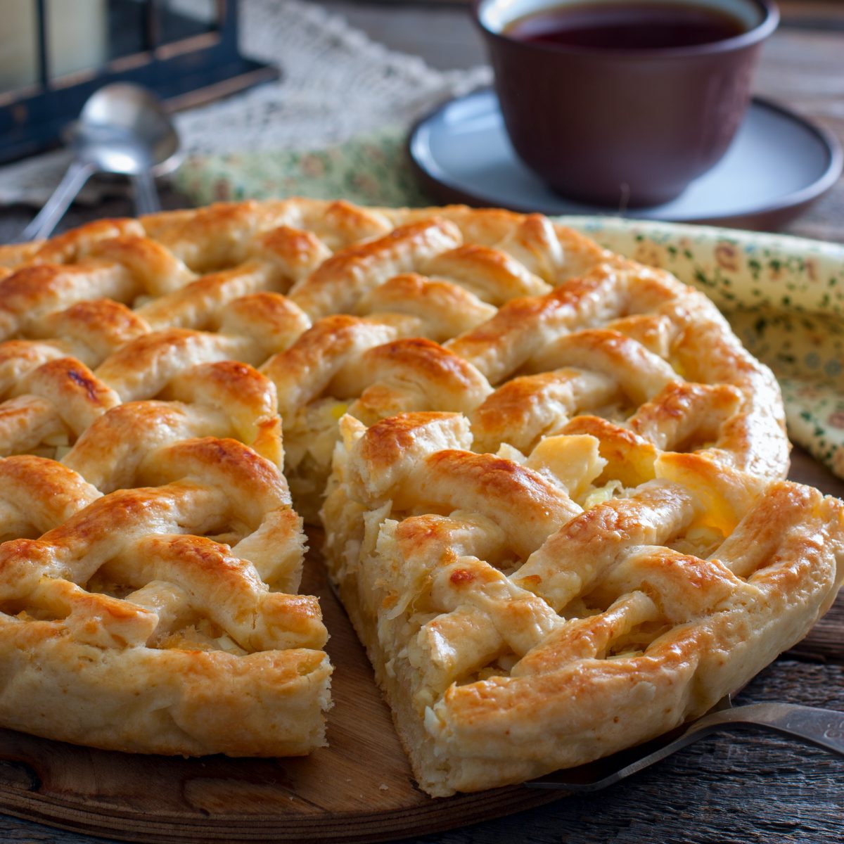torta salata cavolfiori e pancetta AdobeStock 177257900