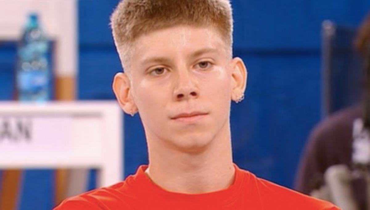 amici 21 anticipazioni 5 dicembre amici 21 guido in crisi nella scuola e la maestra celentano tuona che ci fai ancora qui 2687474