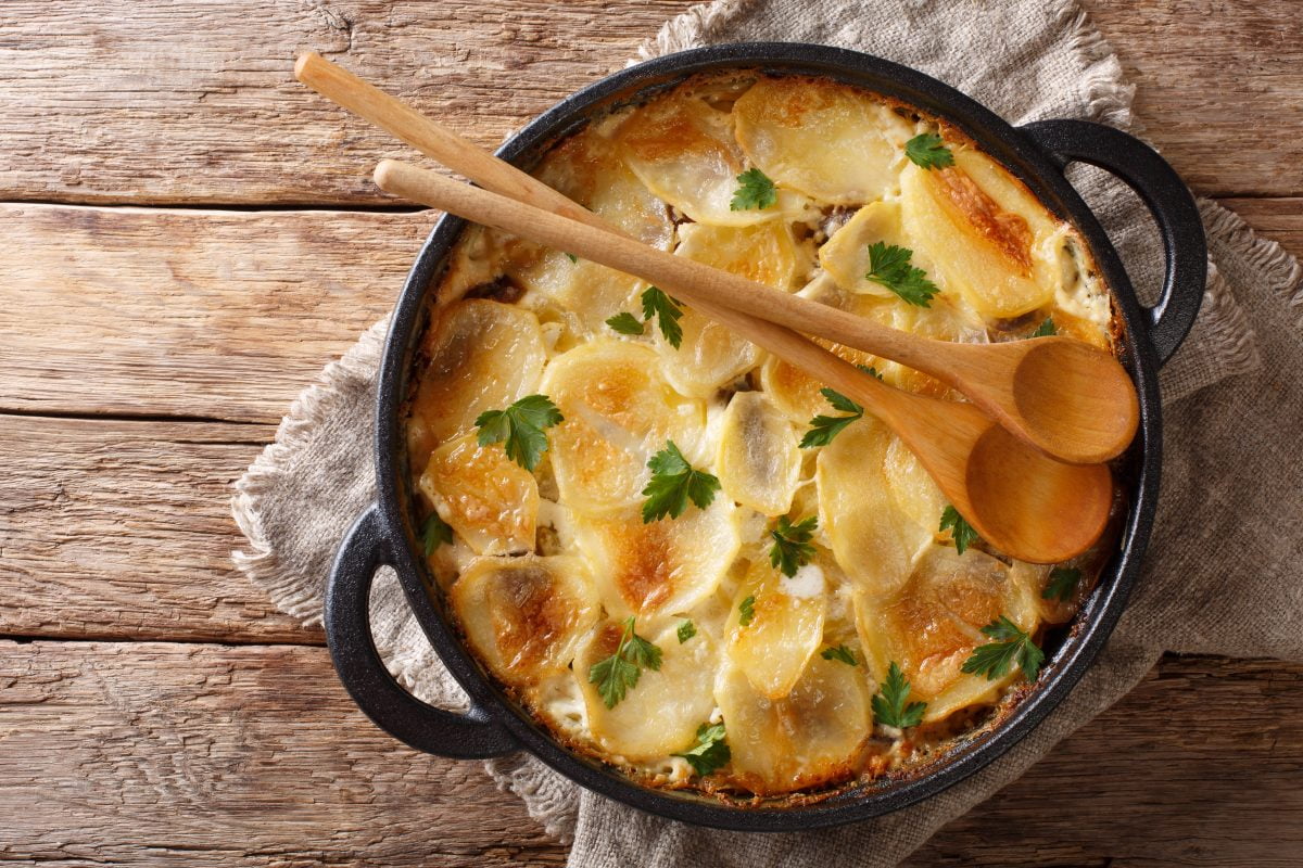 patate e funghi al forno AdobeStock 233323990