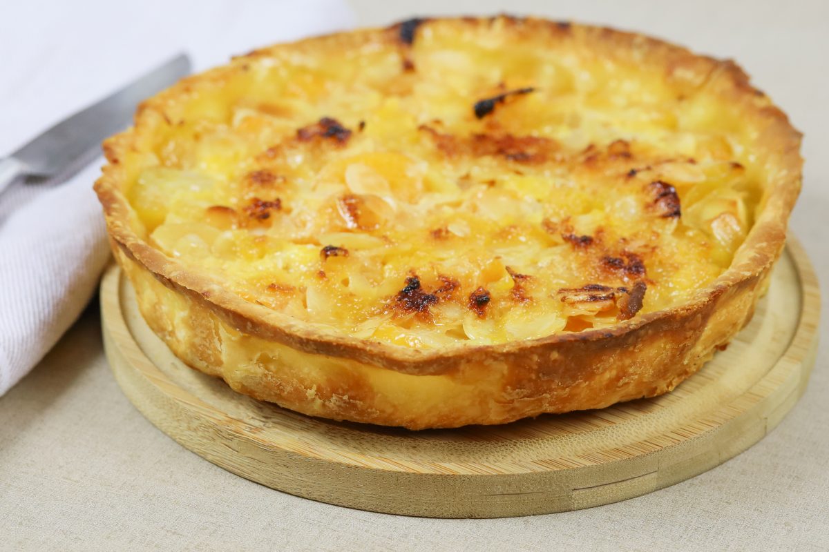 torta salata prosciutto e patate AdobeStock 358580007