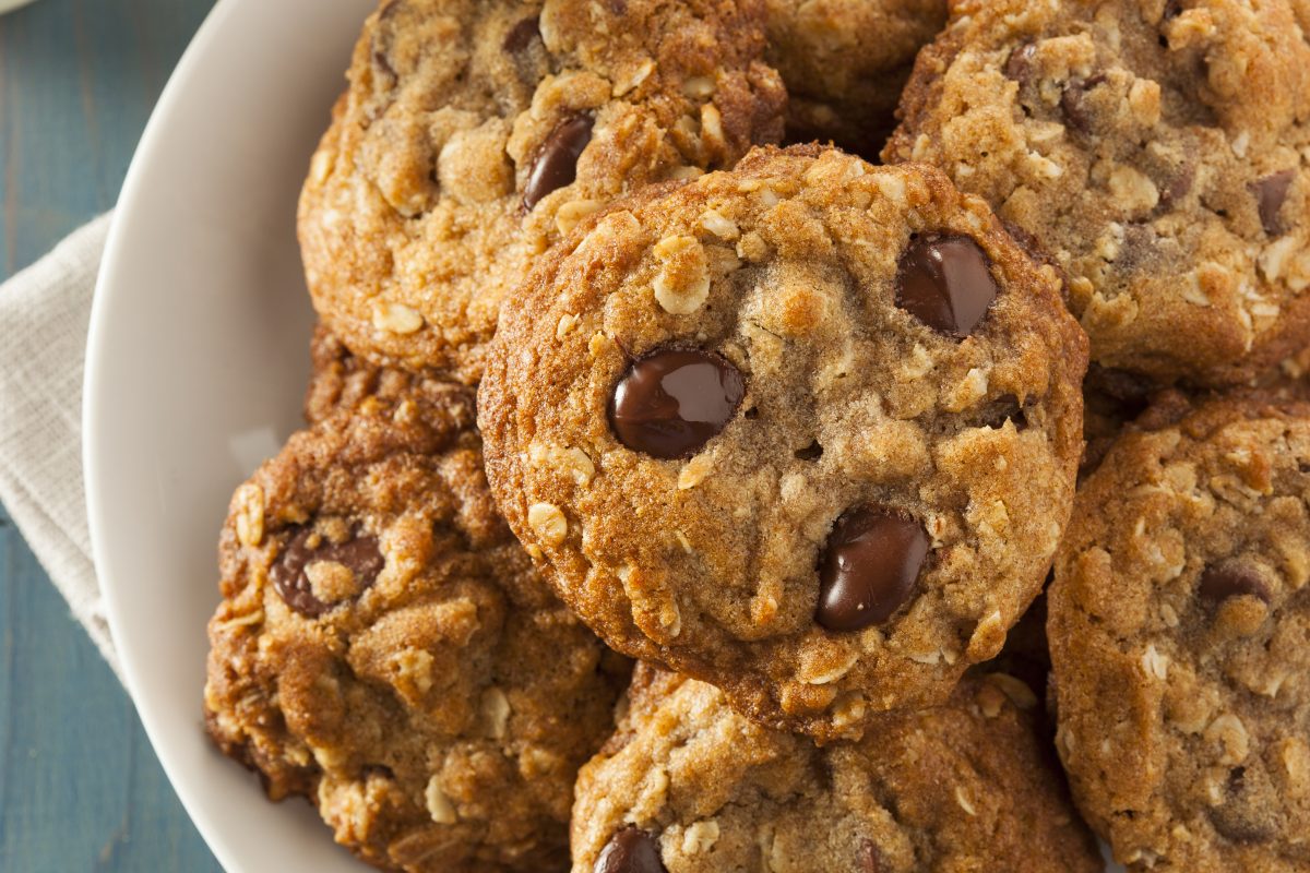 biscotti al cioccolato e bacche AdobeStock 66159264 1