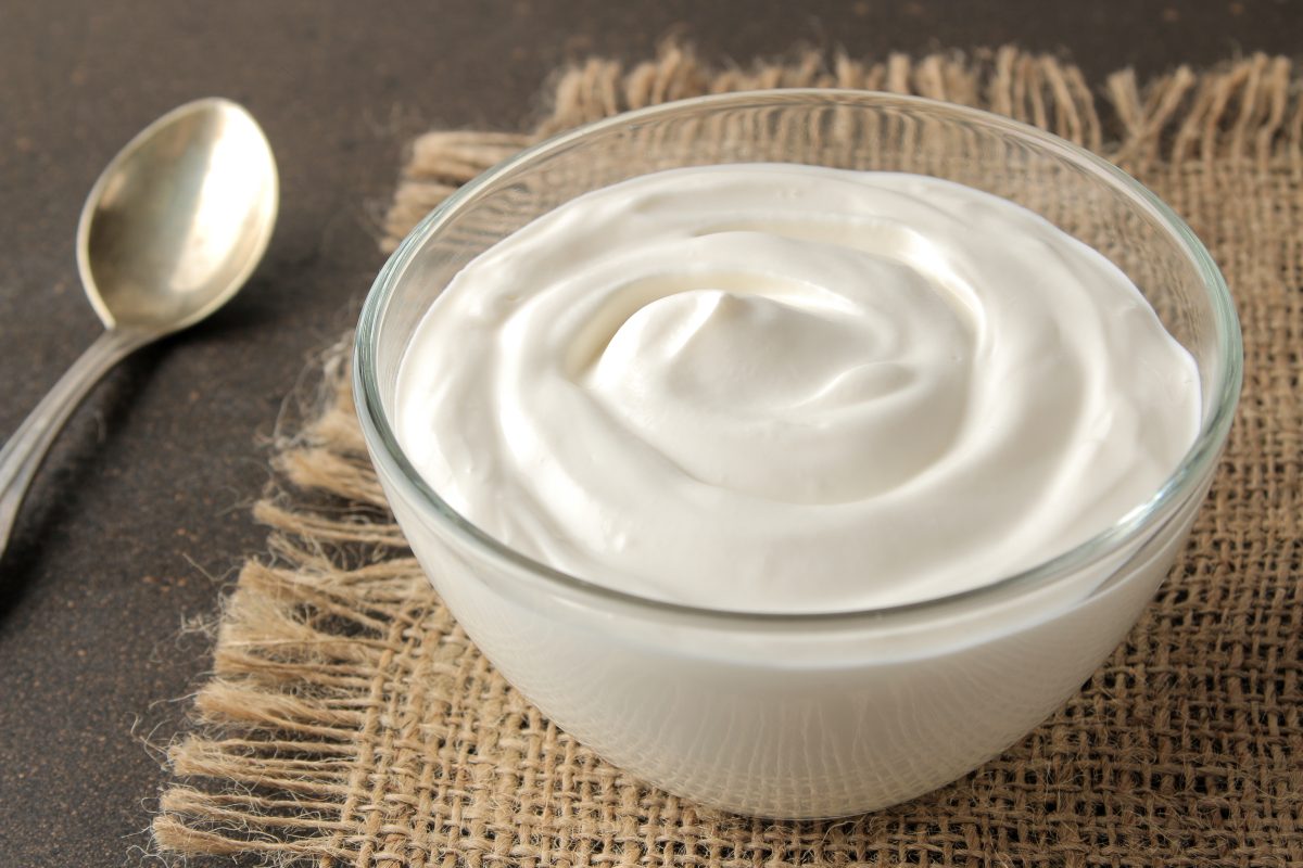 crema alla vaniglia 3 ingredienti AdobeStock 242276013