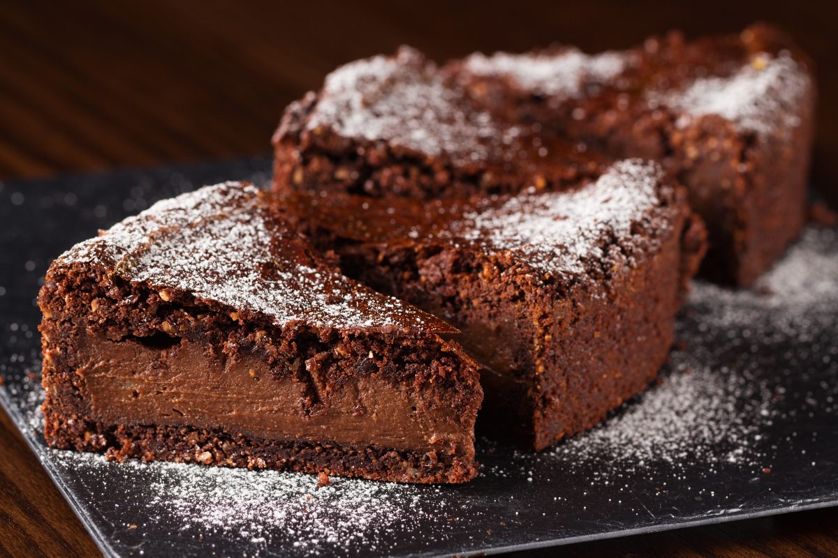 crostata chiusa al cacao e AdobeStock 124375418 1