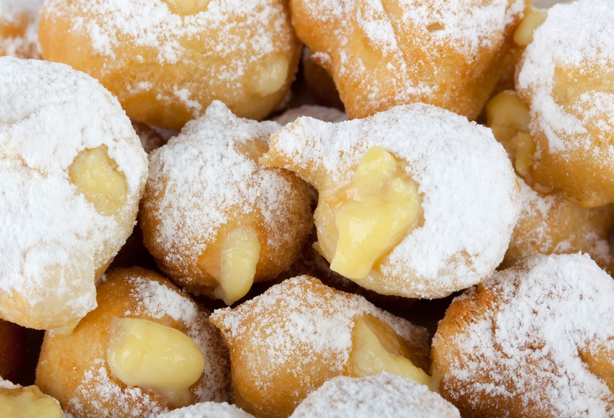frittelle con la crema AdobeStock 38242439