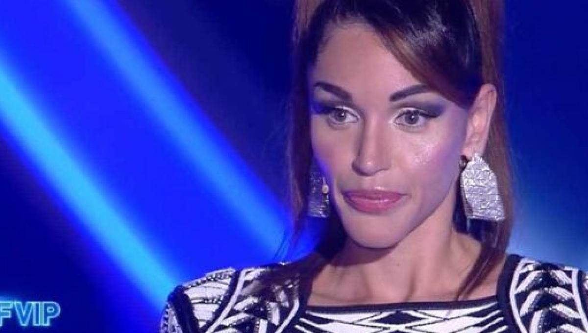 gf vip 6 delia duran grande fratello vip delia duran avvistata mentre bacia un uomo 2699080