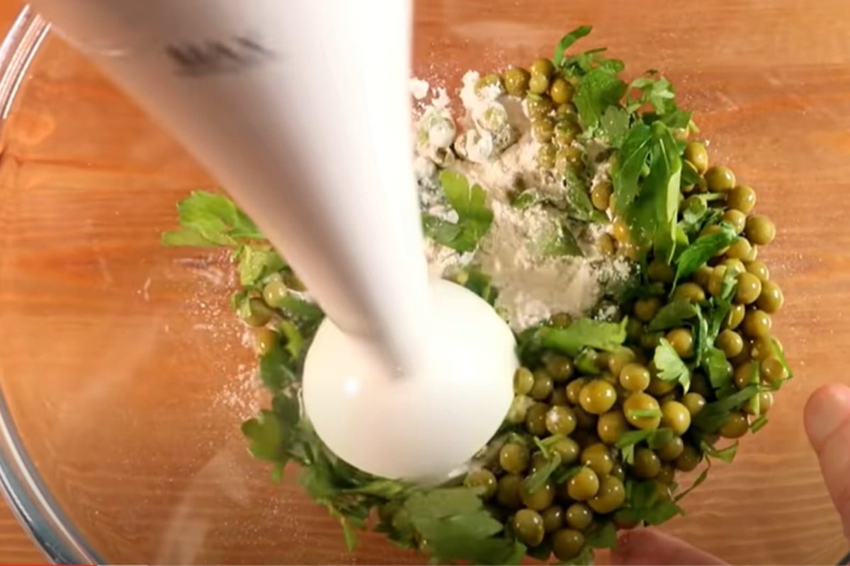 mescolate i piselli con la Piselli e farina