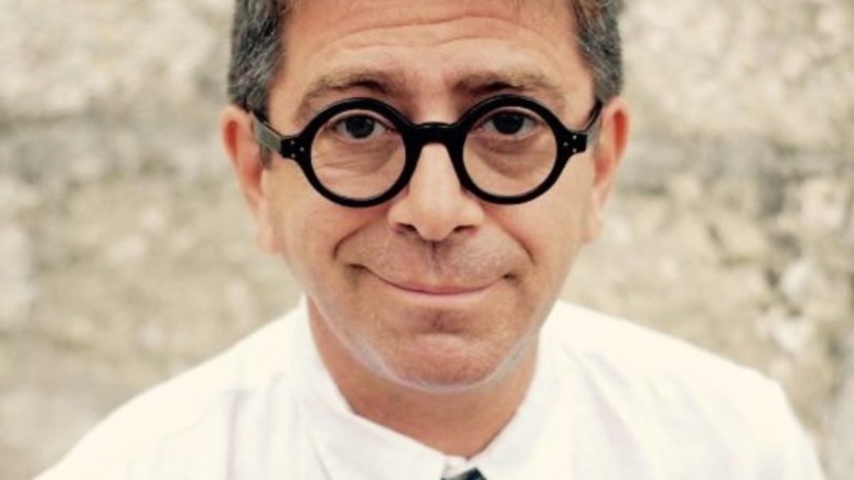 pino strabioli vita privata biografia Pino Strabioli biografia chi e eta altezza peso Instagram e vita privata 1280x720 1