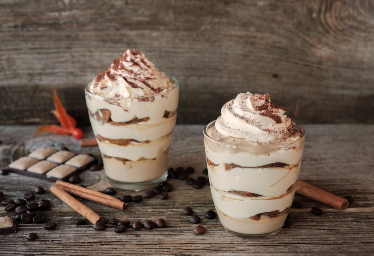 spuma al tiramisu morbida e AdobeStock 179981496 1