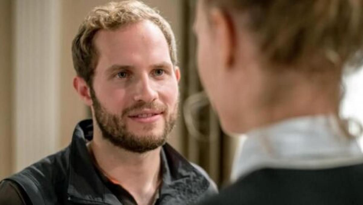 tempesta damore anticipazioni 12 gennaio tempesta damore anticipazioni tedesche florian perdera sensibilita a una mano 2643748