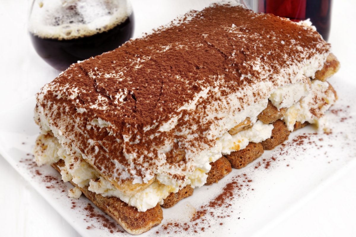 tiramisu con ricotta e panna AdobeStock 12248099