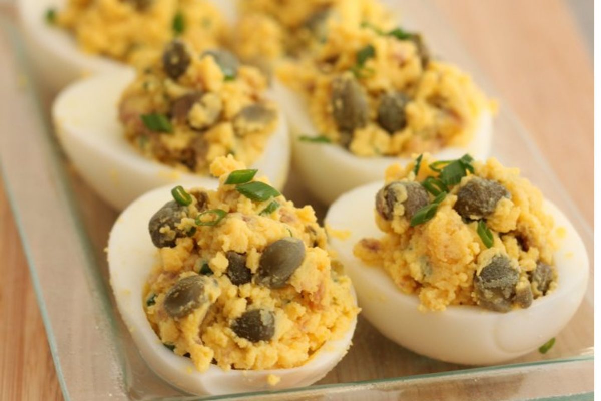 uova farcite con acciughe e 3