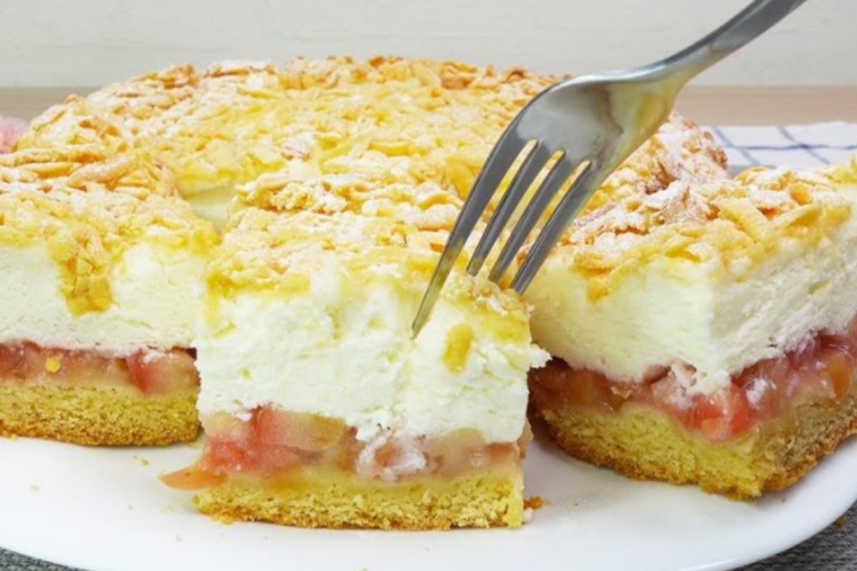 3 mele e 500 grammi torta di mele tre strati