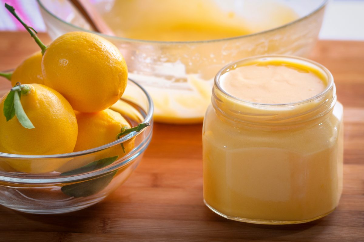 crema agli agrumi gustosa e AdobeStock 312582905