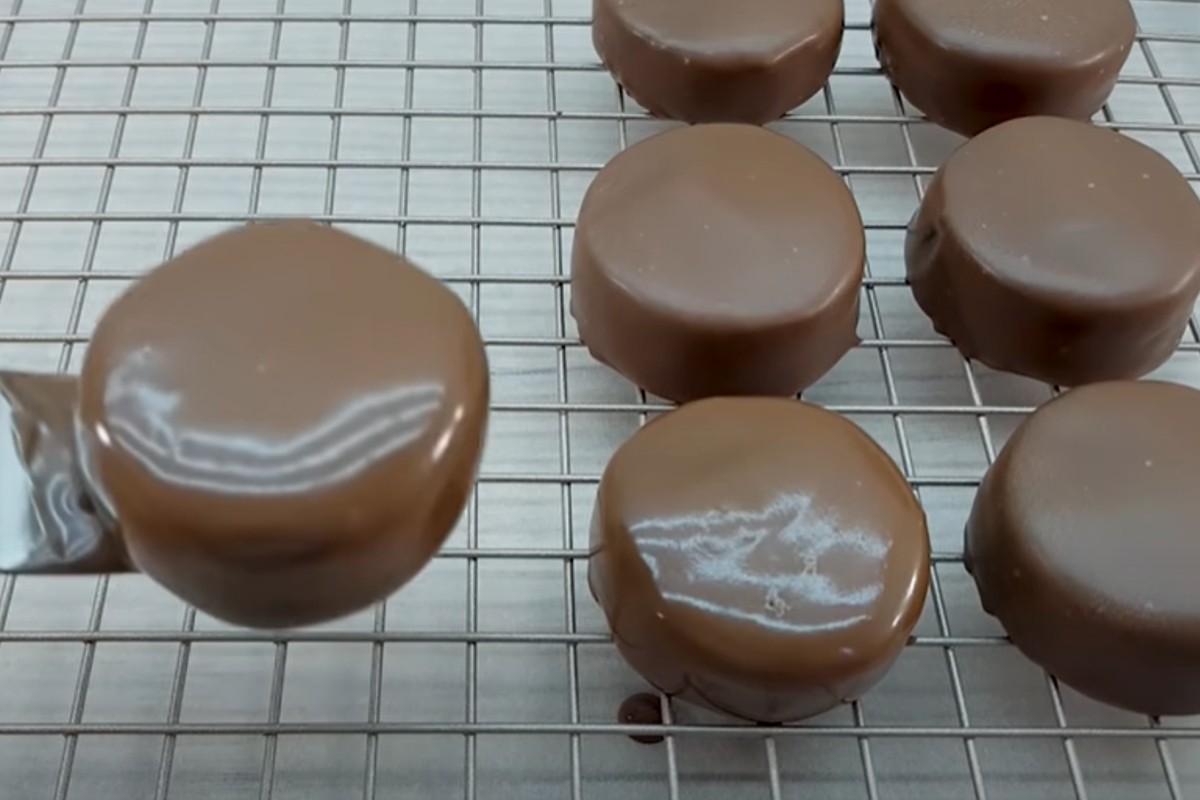 deliziosi dolci fatti in casa DOLCETTI AL CIOCCOLATO SENZA FARINA