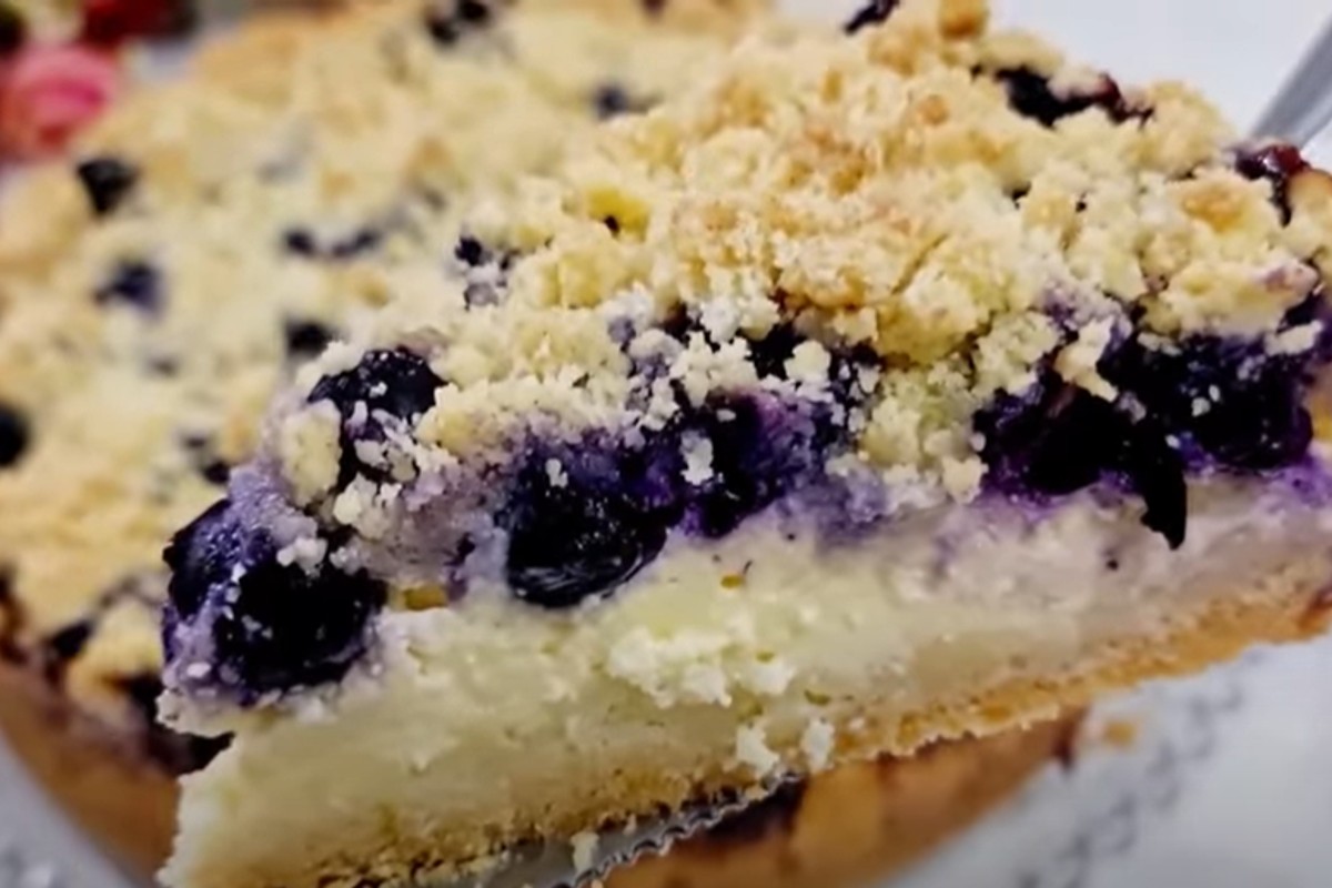 torta di formaggio alluva crumble cremoso con mirtilli