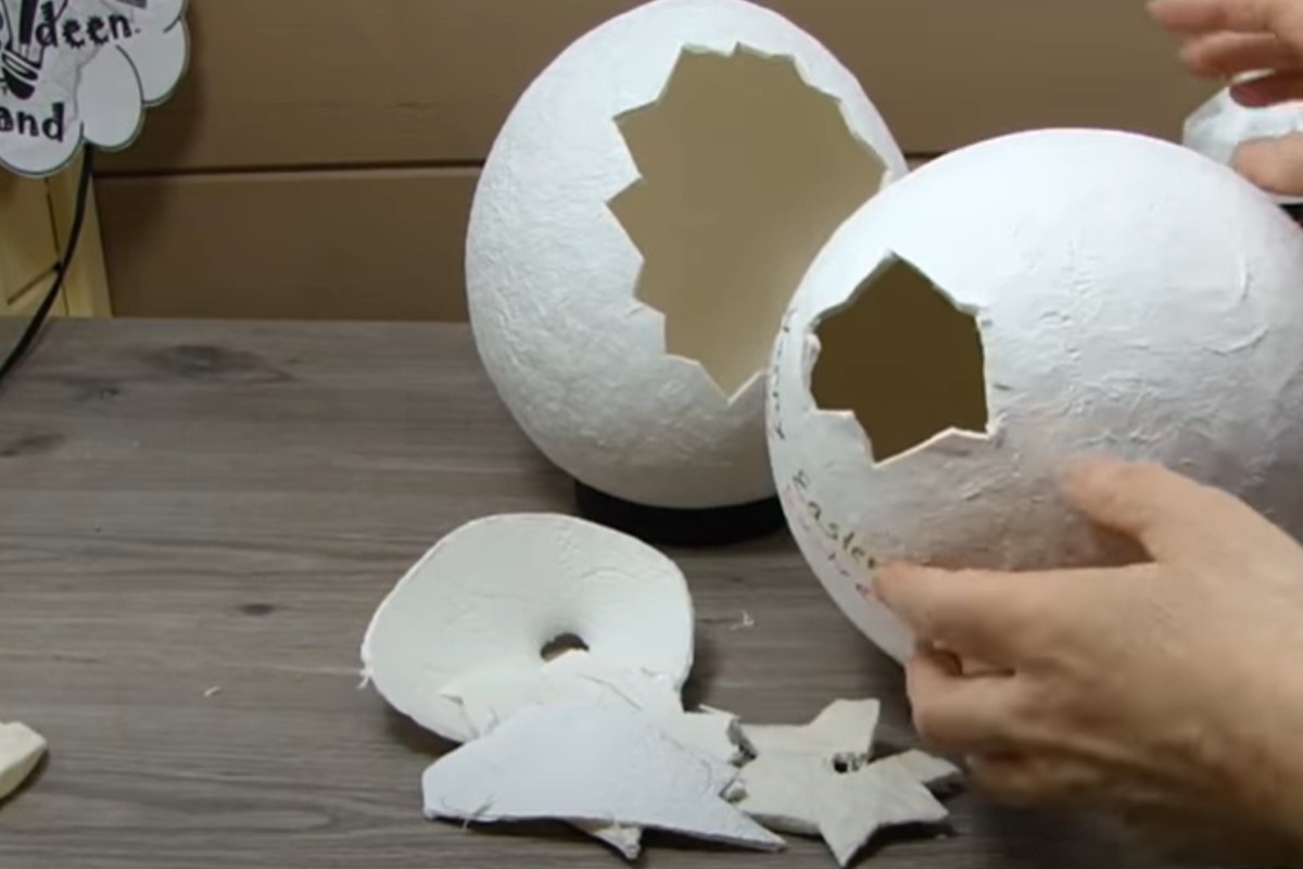 uova di pasqua in carta UOVA DI PASQUA DI CARTA IGIENICA