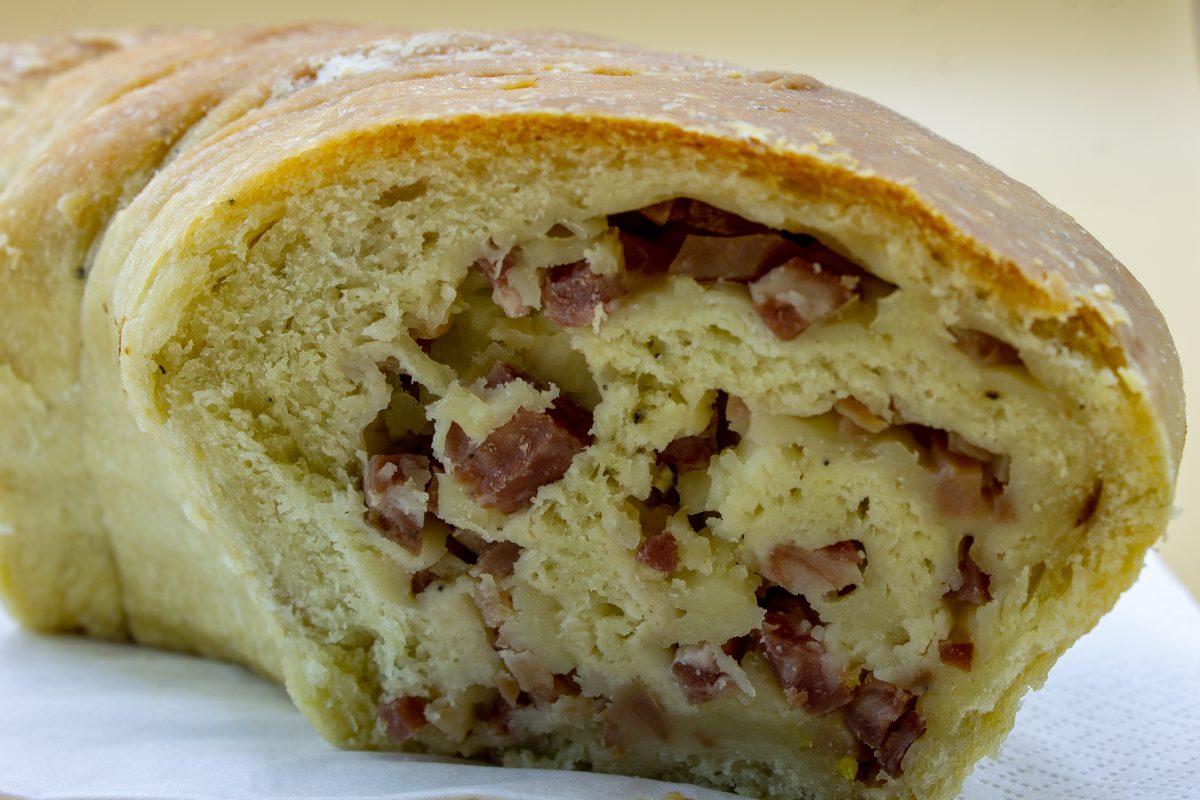 ciambella salata ricetta di marge AdobeStock 284313865 1 1