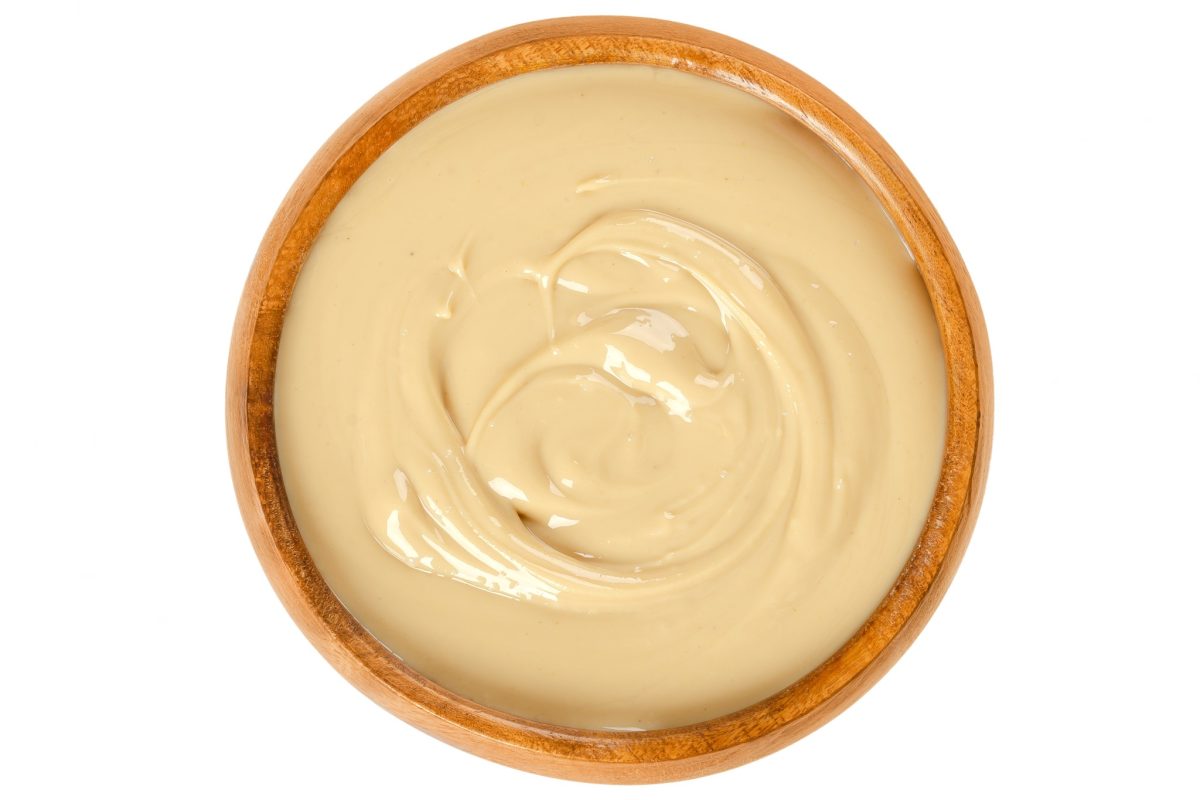 crema di yogurt alle nocciole 1