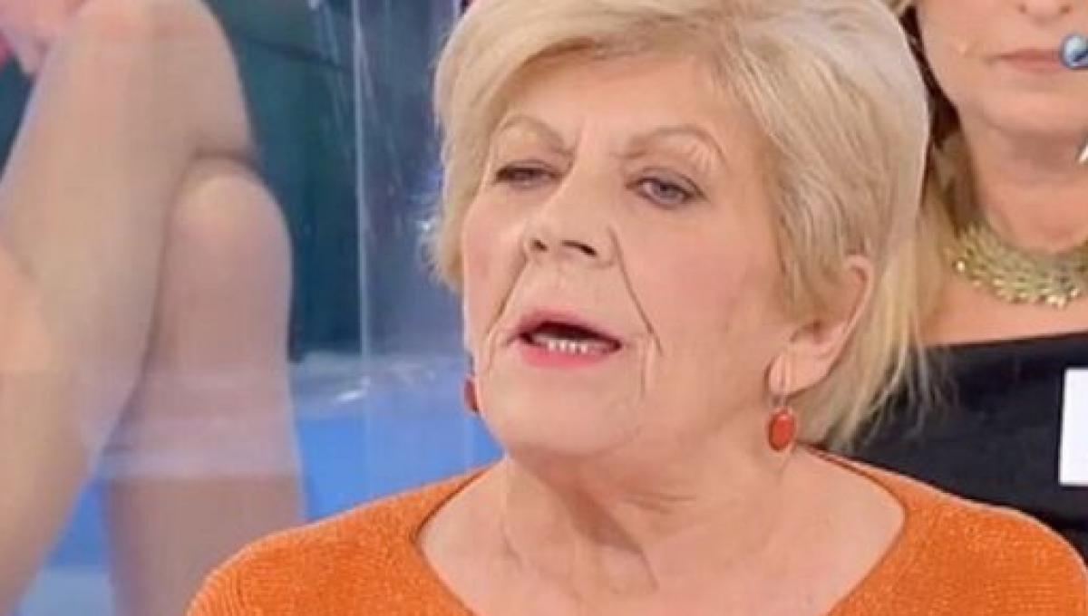 pinuccia della giovanna vita privata uomini e donne chi e pinuccia la dama di vigevano accusata da tina di essere supponente 2727640