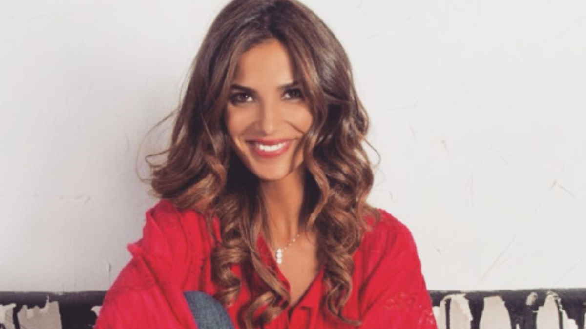 roberta morise vita privata biografia www.televisionando.it lisola dei famosi concorrenti ci sara anche lei roberta morise ha detto si foto roberta morise