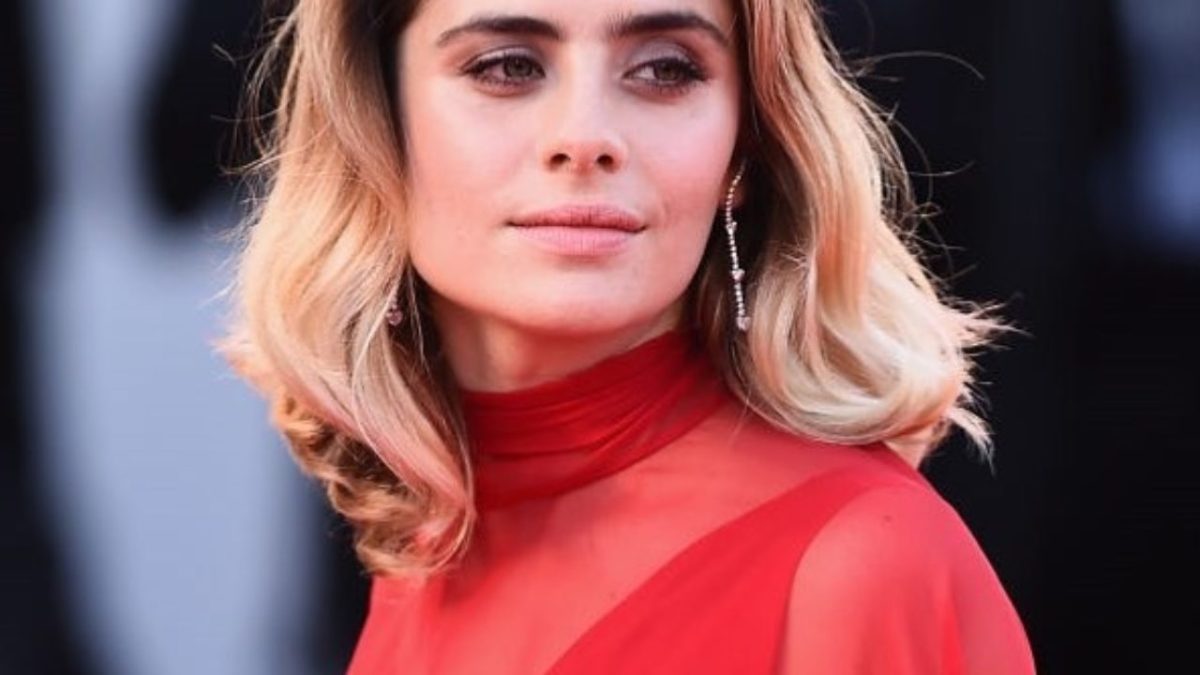 greta scarano vita privata biografia Greta Scarano biografia eta altezza peso figli moglie e vita privata 1280x720 1