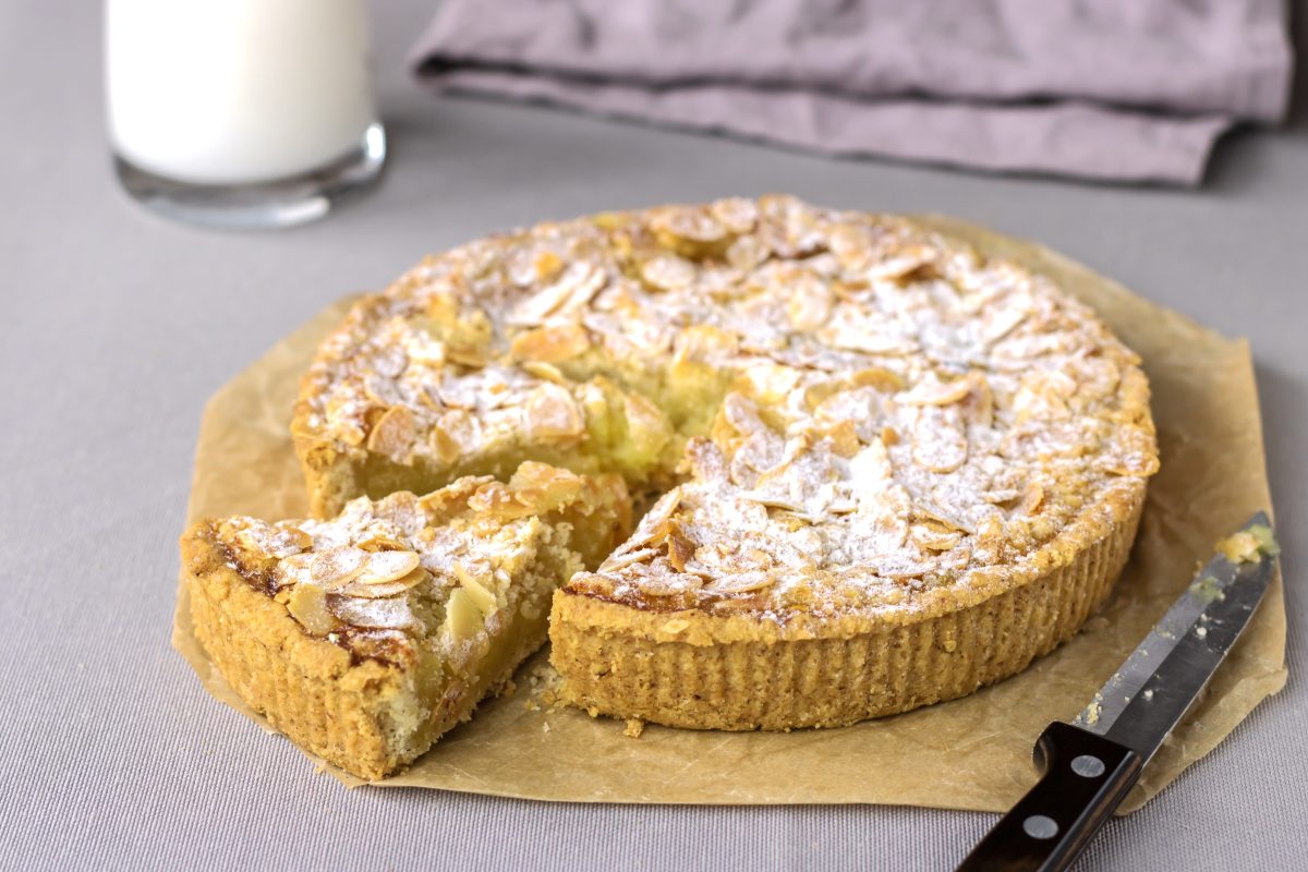 crostata alle mandorle formata da AdobeStock 426315963