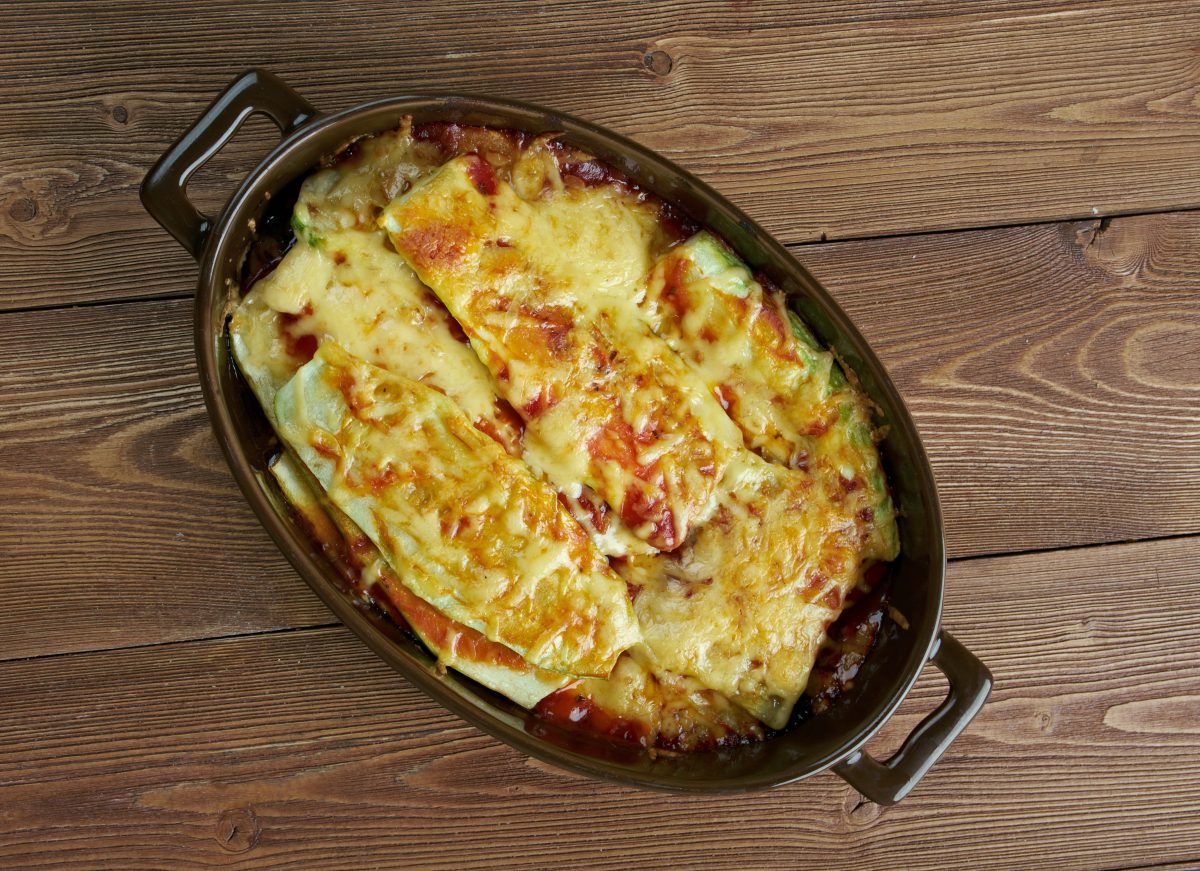 lasagna senza carboidrati tutto a AdobeStock 88269704