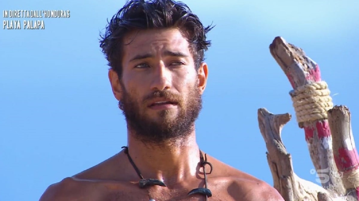 roger balduino vita privata biografia foto roger balduino attaccato