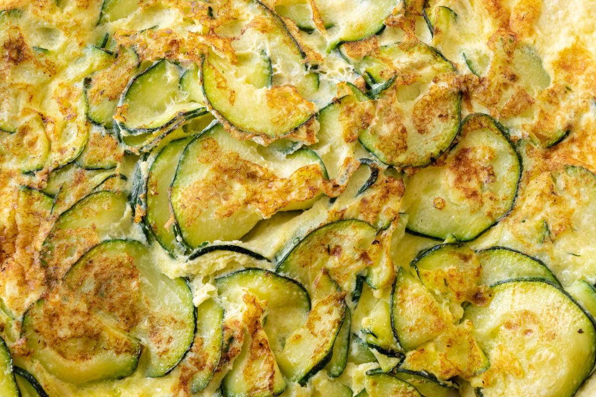 torta salata di zucchine facile AdobeStock 496682687 1