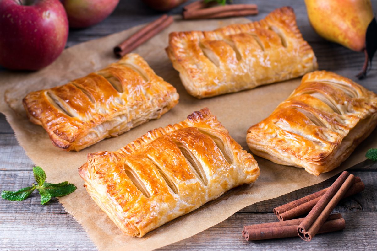 hai pasta sfoglia e marmellata AdobeStock 198172042