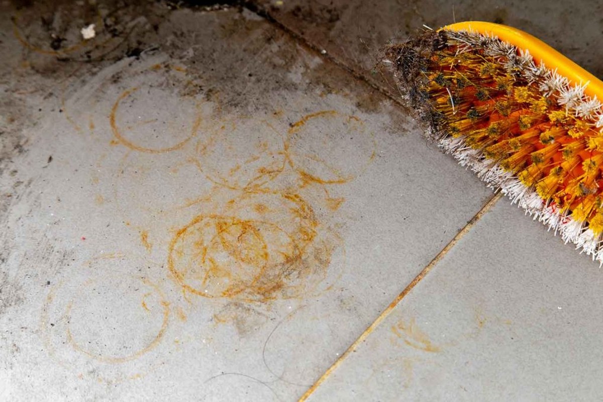 rimuovere calcare e ruggine dal calcare e ruggine dal balcone 1