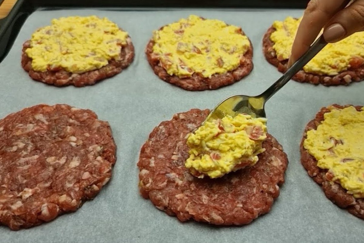 cena completa dietetica e veloce hamburger patate ripiene