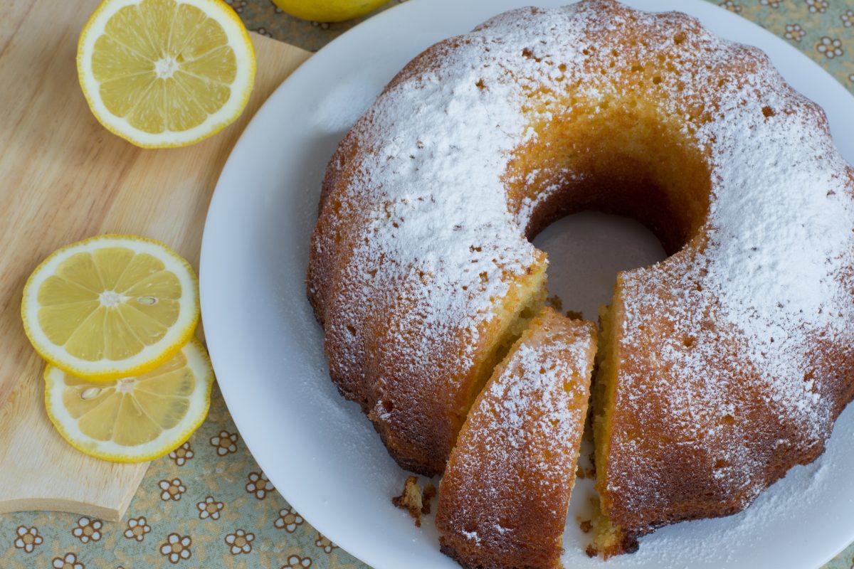 ciambella al limone super light AdobeStock 48665356